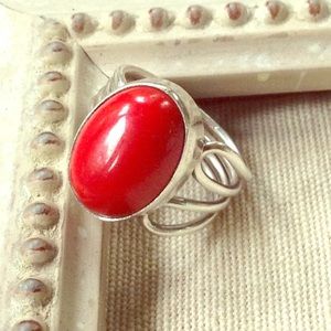 🌹 Sterling silver red stone ring 🌹
